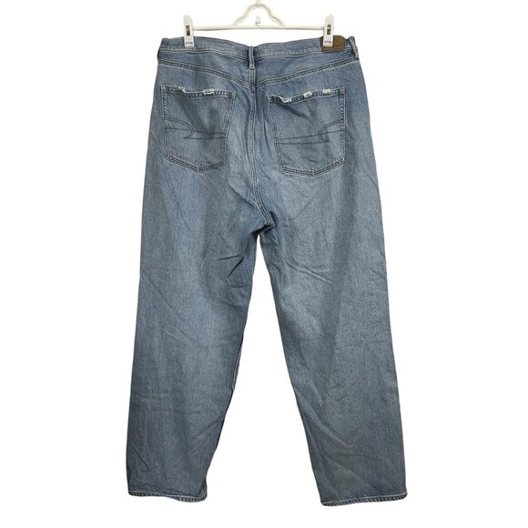 American Eagle Jeans Womens 18 Plus Blue Tapered Leg Baggy Light Wash Denim - Picture 2 of 11